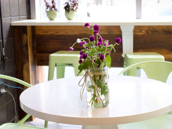 inside Kendall square juice bar, Mother juice